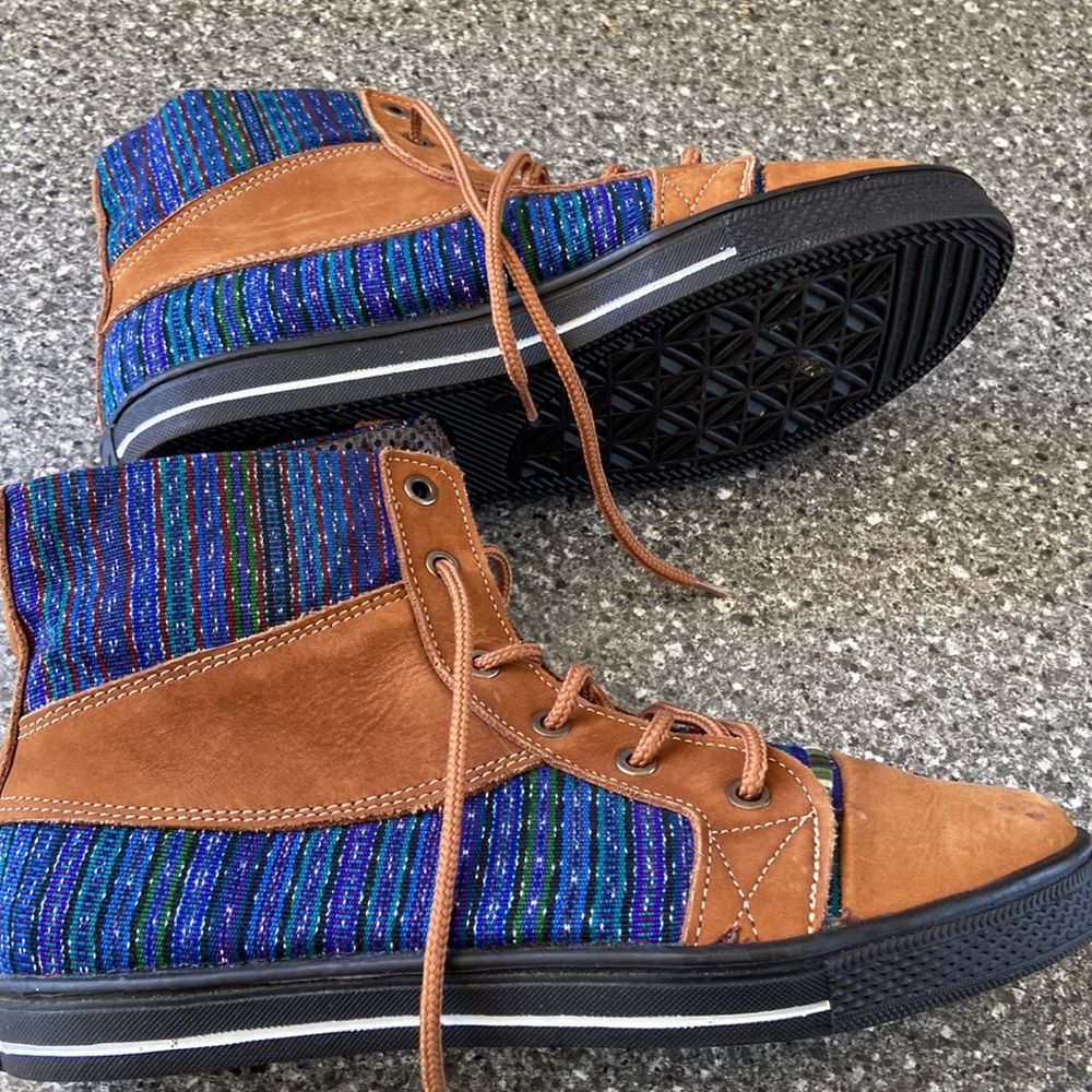 Leather and textiles Chestnut booties ankle boots size 40 or 9 Guatemalan boho